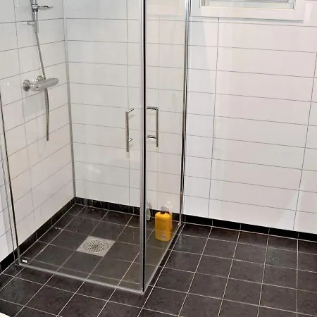 Semesterbostad 6 Person In *
