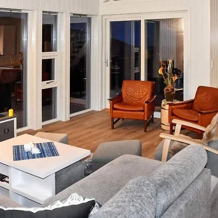 Holiday Home Lyngstad Lyngstad