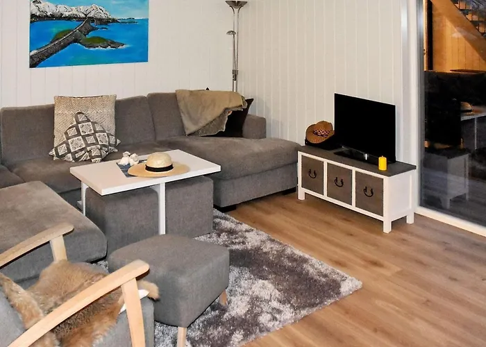 6 Person In * Lyngstad